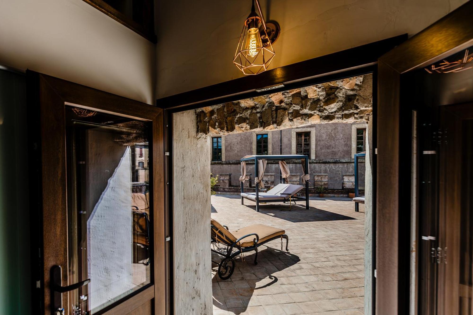 Castello Brancaccio Hotel San Gregorio da Sassola ภายนอก รูปภาพ