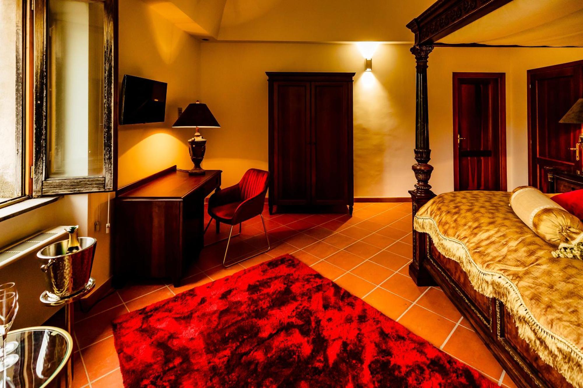 Castello Brancaccio Hotel San Gregorio da Sassola ภายนอก รูปภาพ